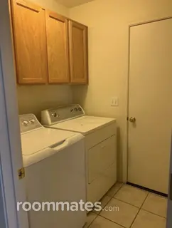 Room for rent in Tucson, AZ $700, house