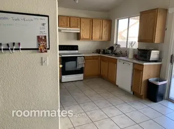 Room for rent in Tucson, AZ $700, house