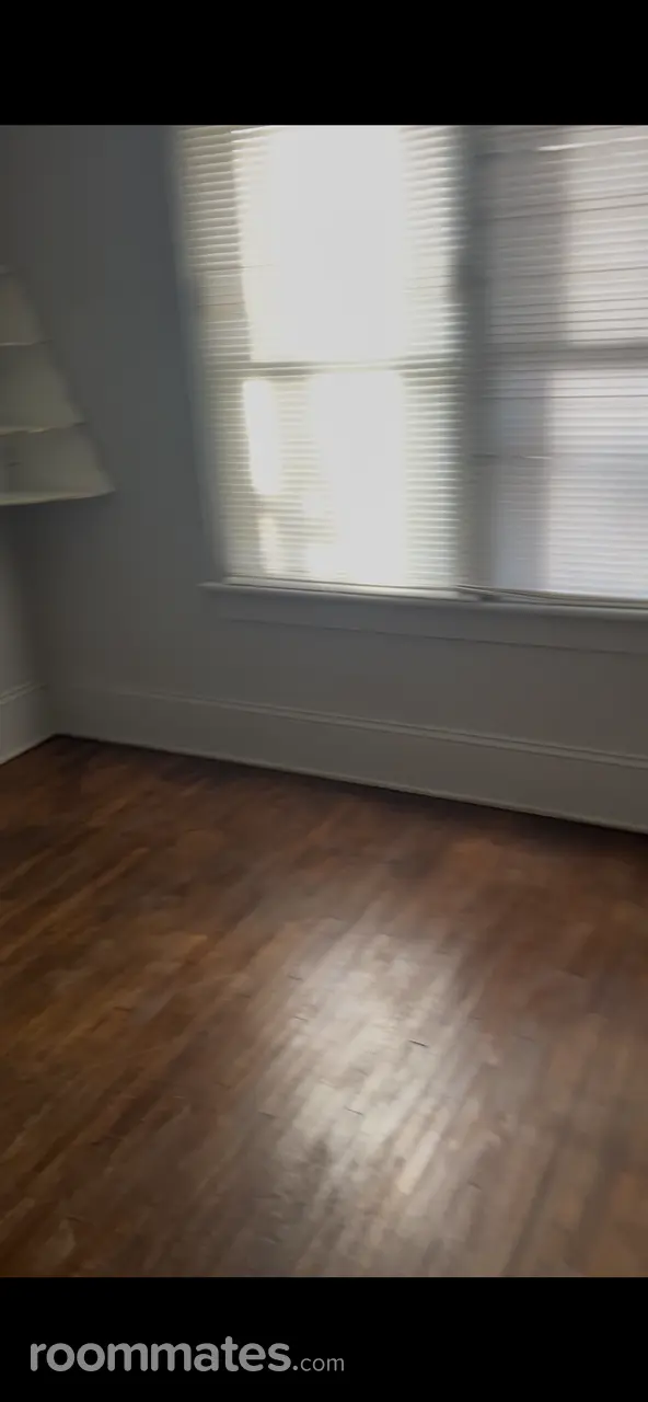 Profile photo 1 of 3