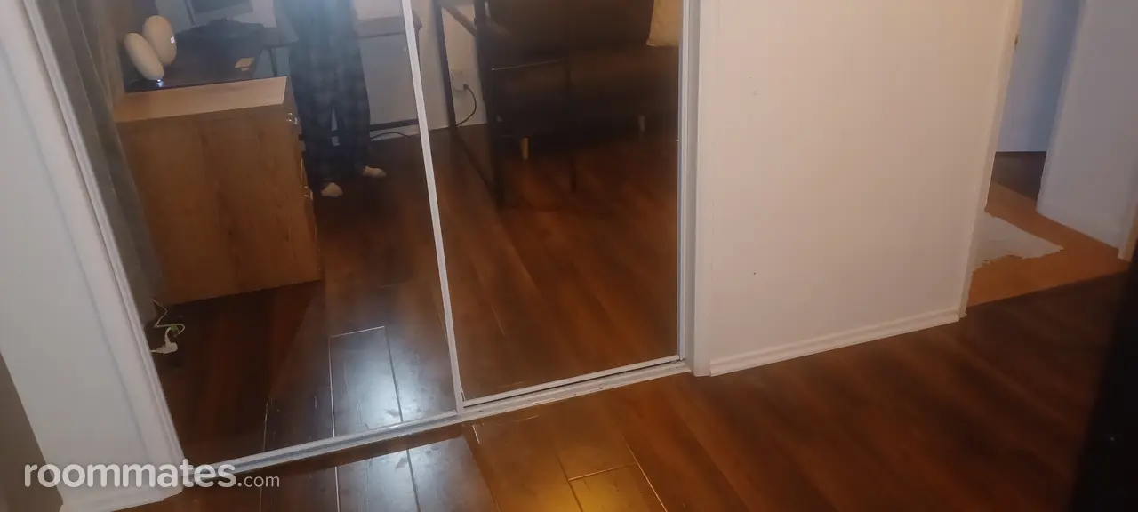 Profile photo 3 of 9