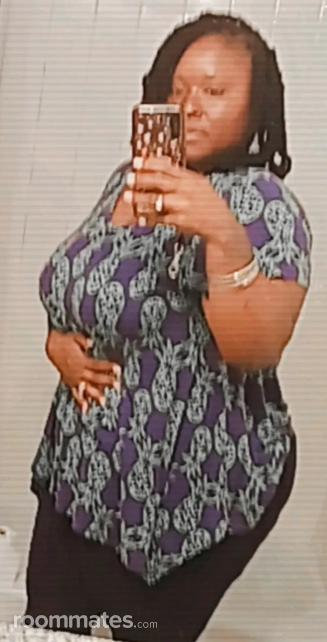 Profile photo 3 of 9