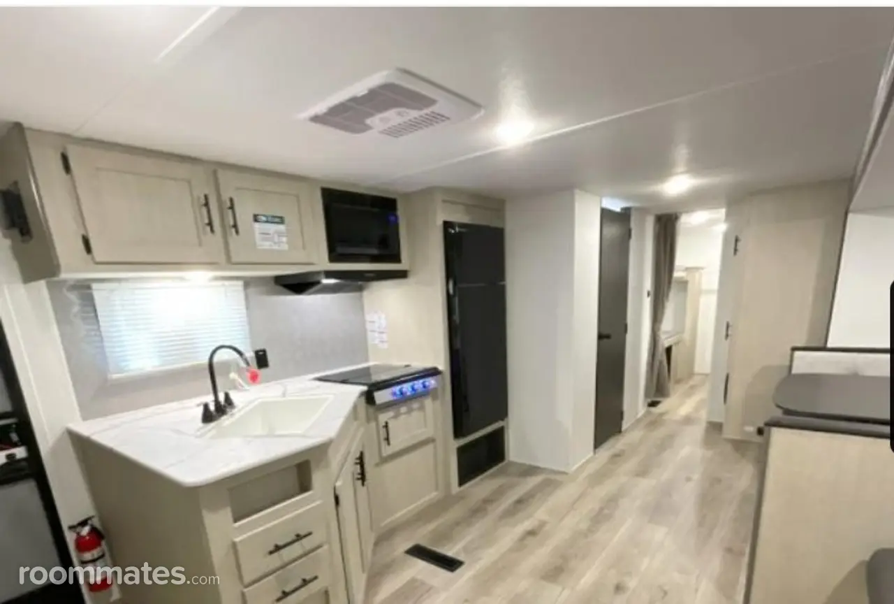 Profile photo 5 of 12