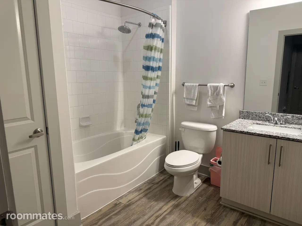 Profile photo 2 of 4