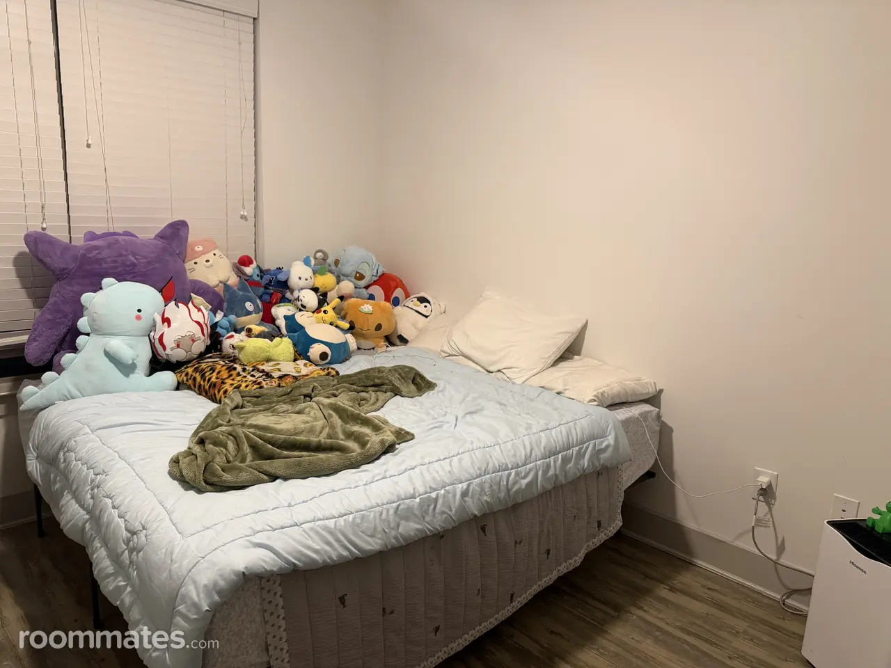 Profile photo 3 of 4