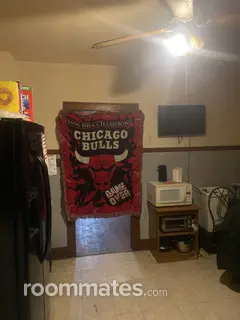 Room for rent in Chicago Heights, IL $500, house