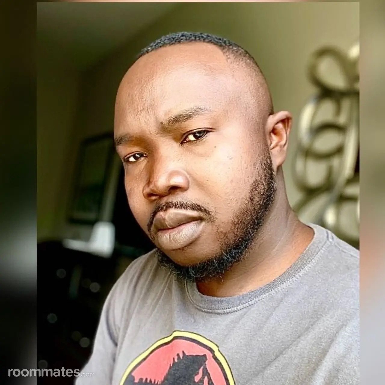 Profile photo 2 of 4