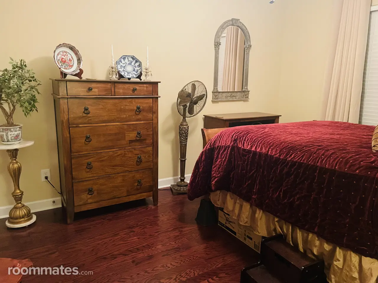 Profile photo 5 of 6