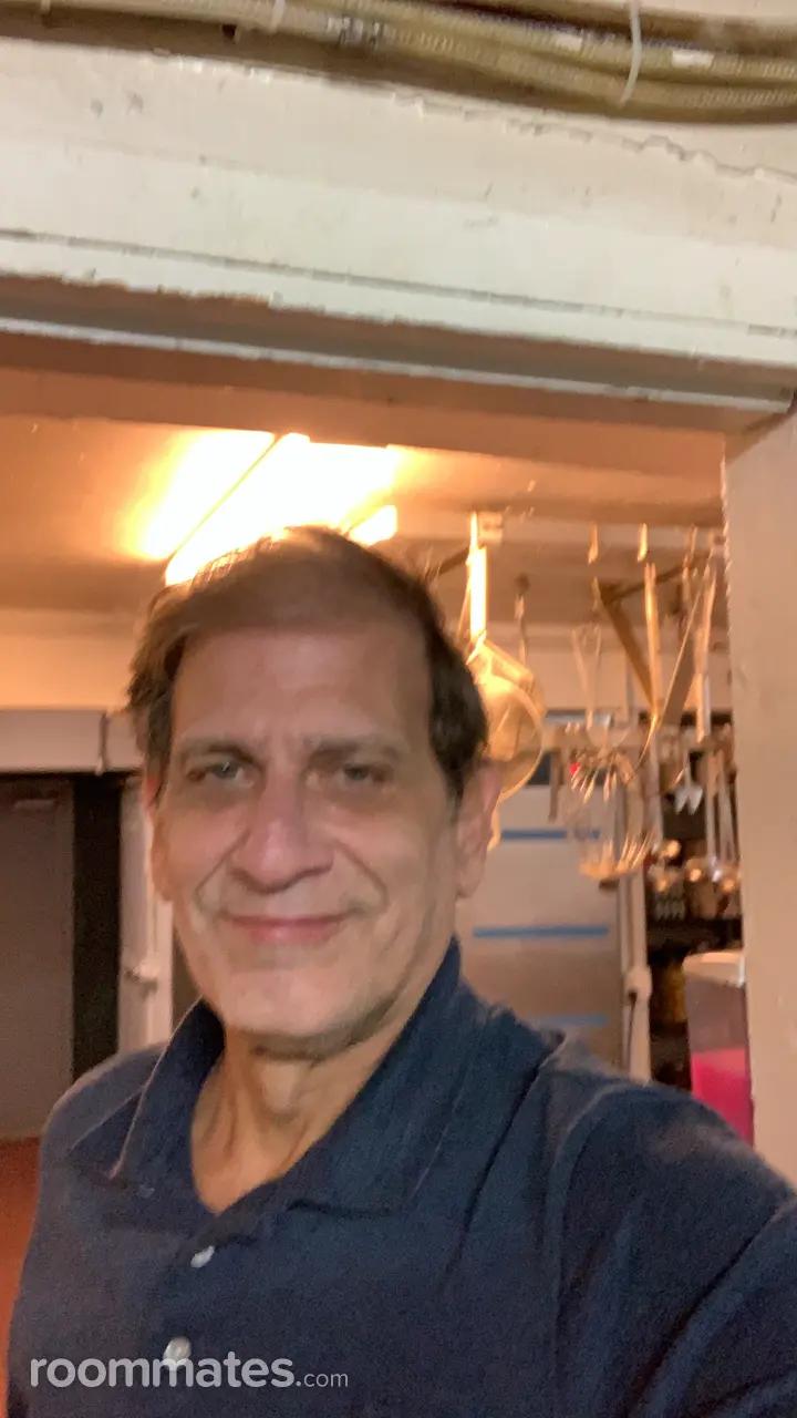 Profile photo 1 of 1