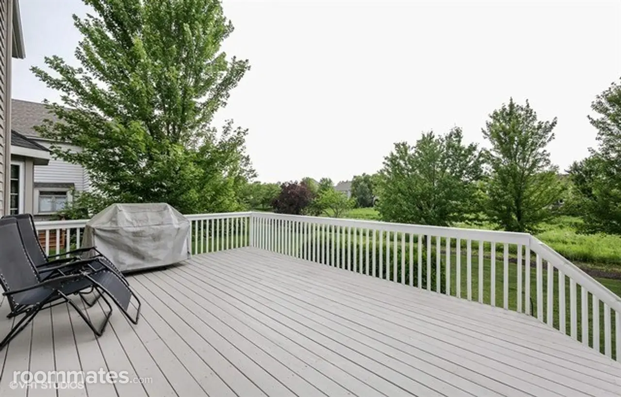 Profile photo 2 of 11