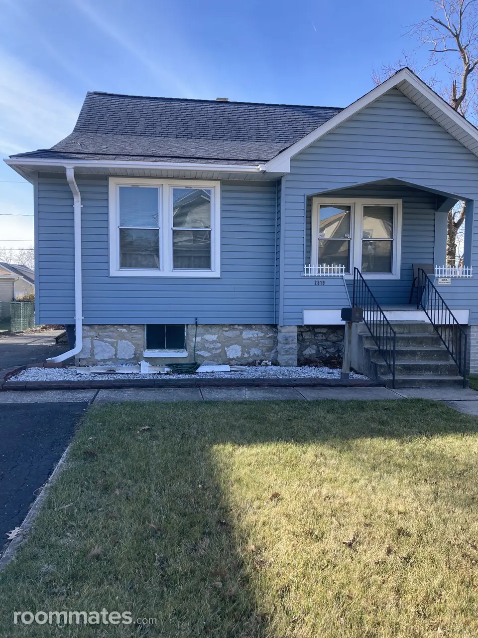 Profile photo 1 of 2