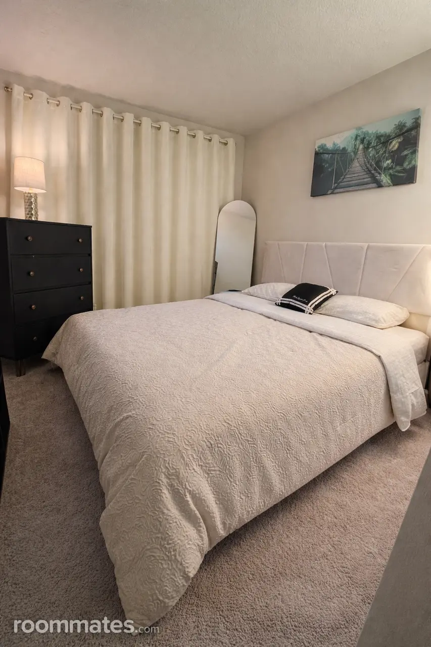 Profile photo 2 of 19