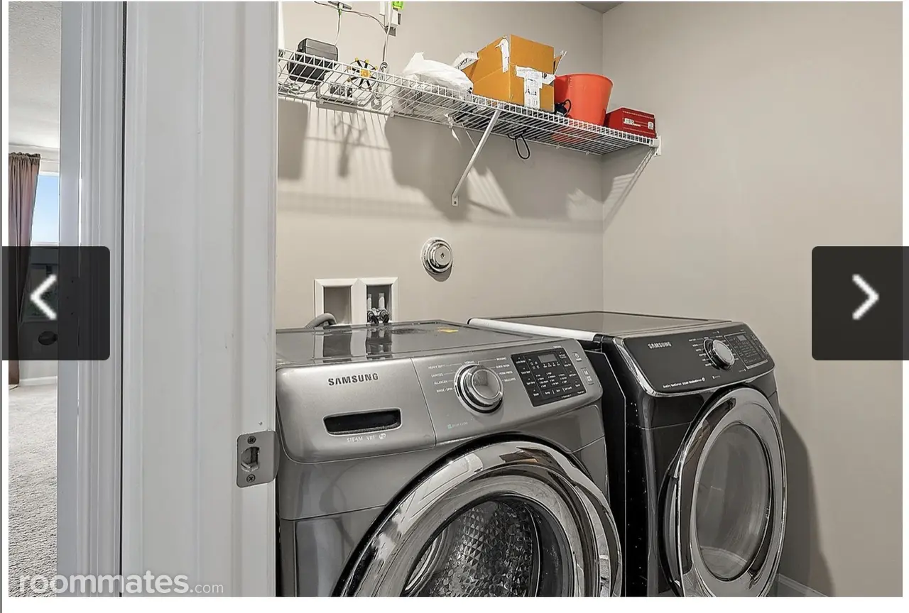 Profile photo 17 of 19