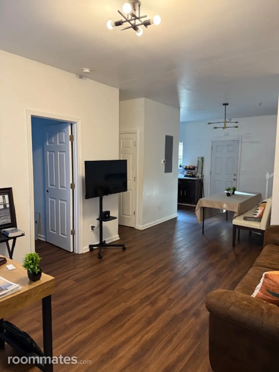 Profile photo 6 of 8