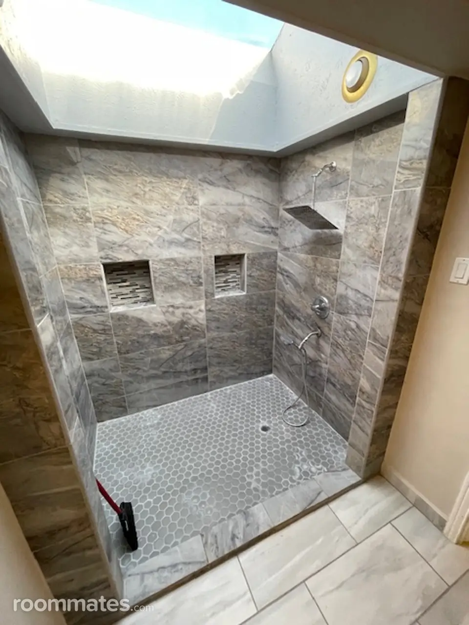 Profile photo 8 of 9