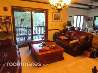 Room for rent in Greenville, SC $850, house