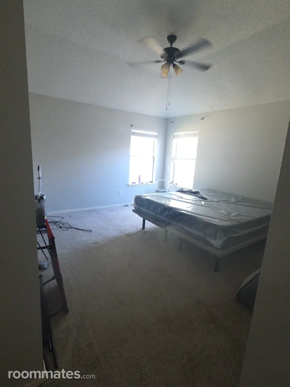 Profile photo 1 of 6