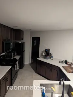 Room for rent in Jacksonville, FL $750, house