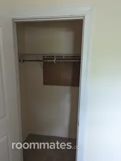 Room for rent in Jacksonville, FL $750, house