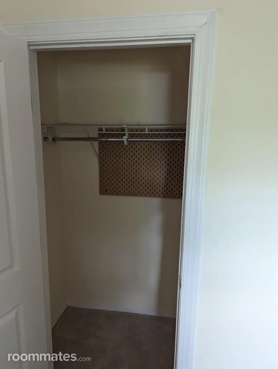 Profile photo 3 of 6