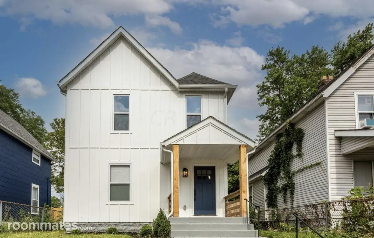 Profile photo 2 of 8