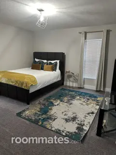 Room for rent in Columbus, OH $900, house