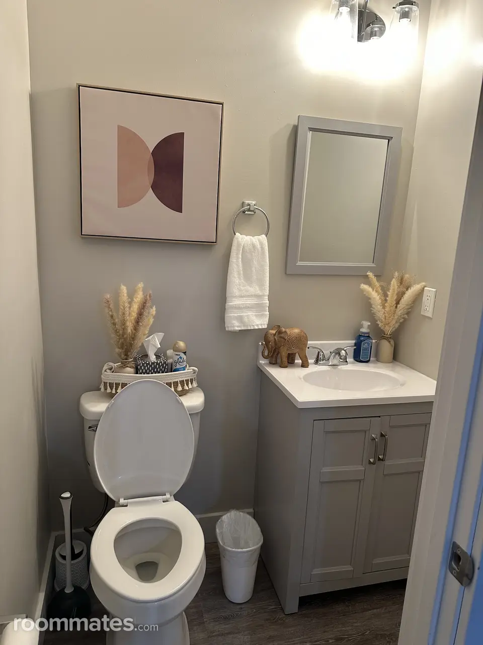 Profile photo 5 of 8