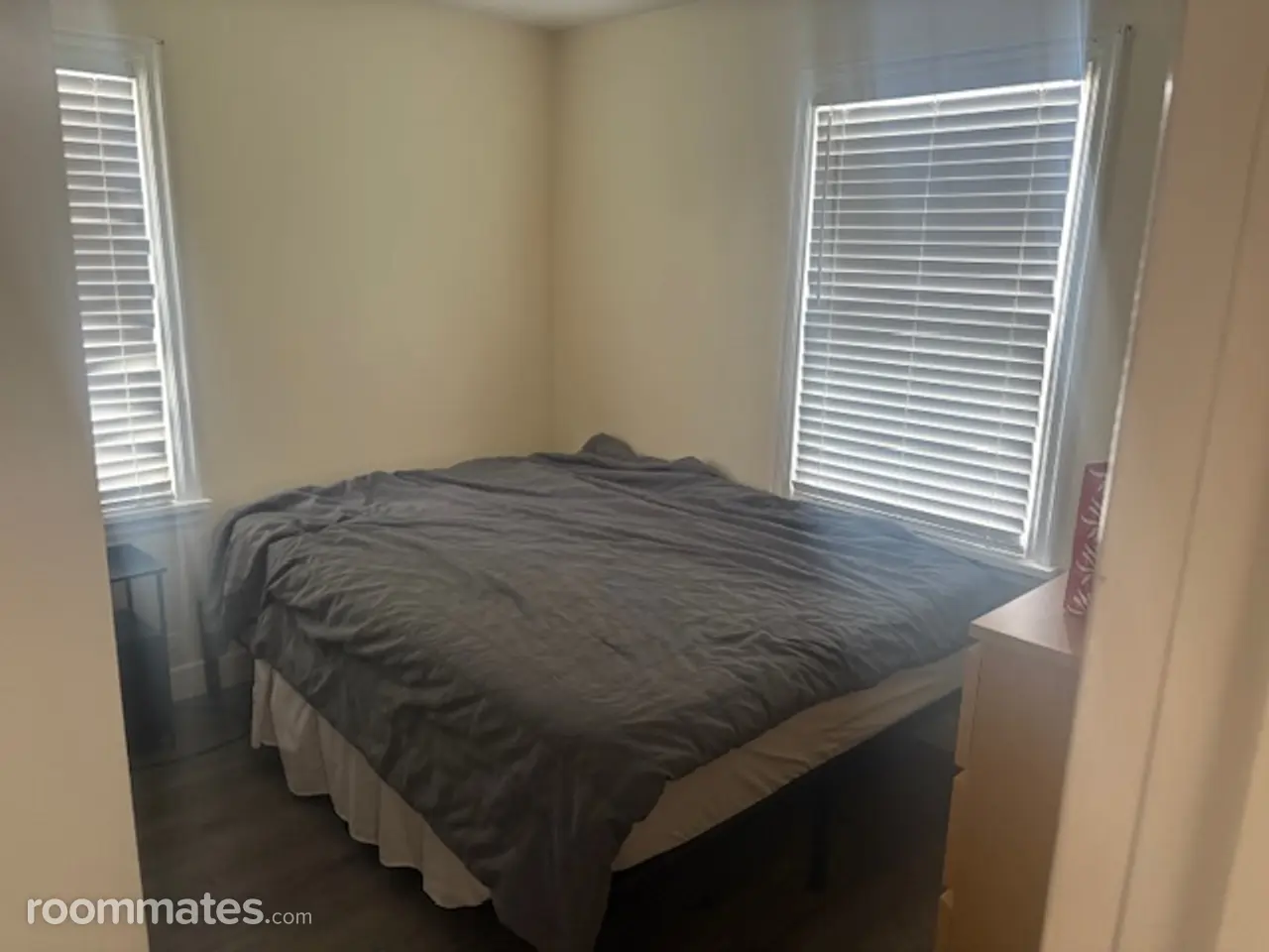 Profile photo 6 of 12