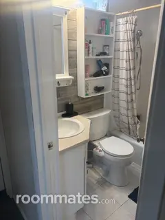 Room for rent in Tacoma, WA $1150, house