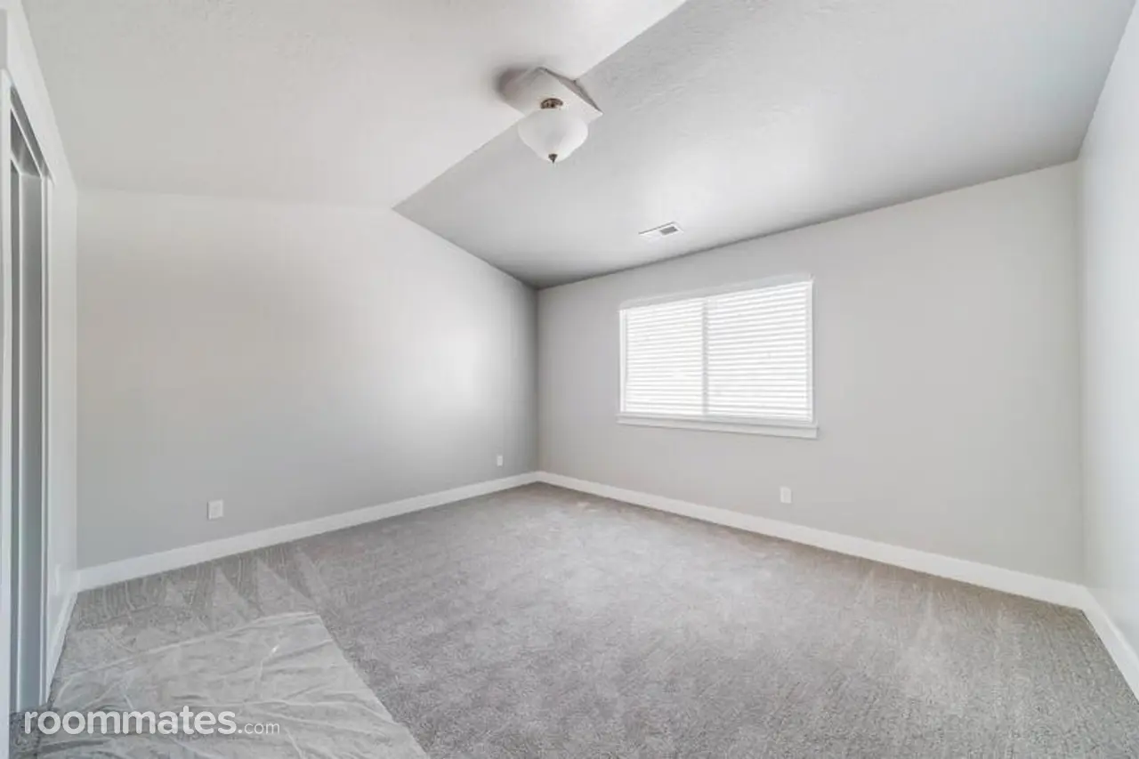 Profile photo 1 of 8