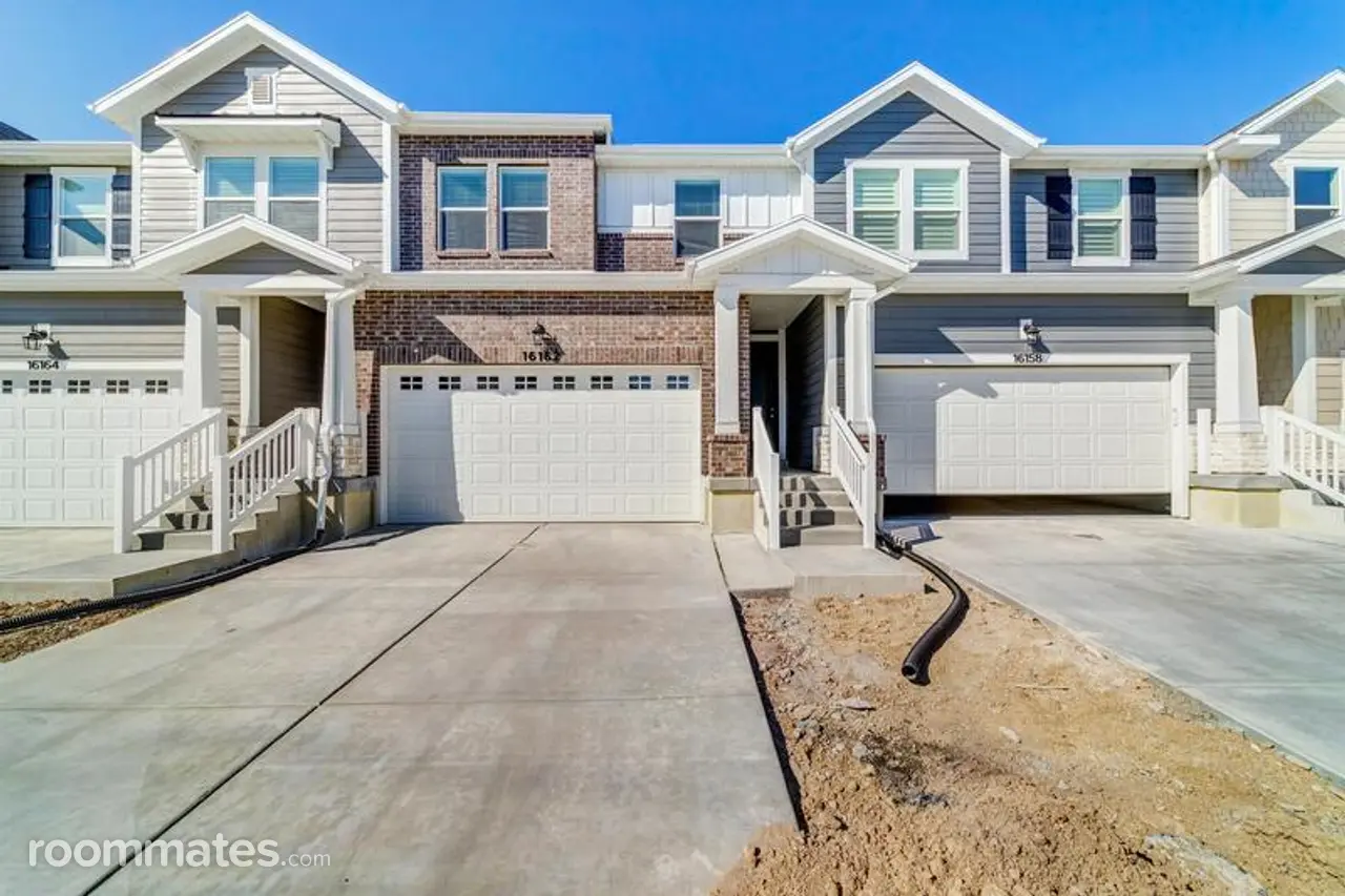 Profile photo 6 of 8