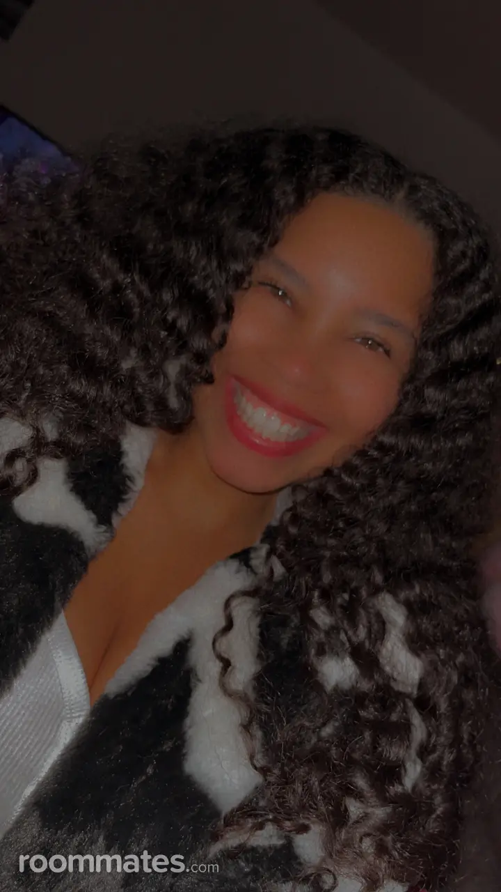 Profile photo 8 of 11