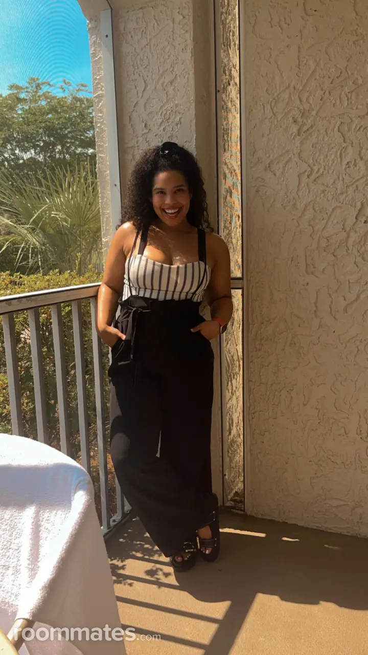 Profile photo 7 of 11