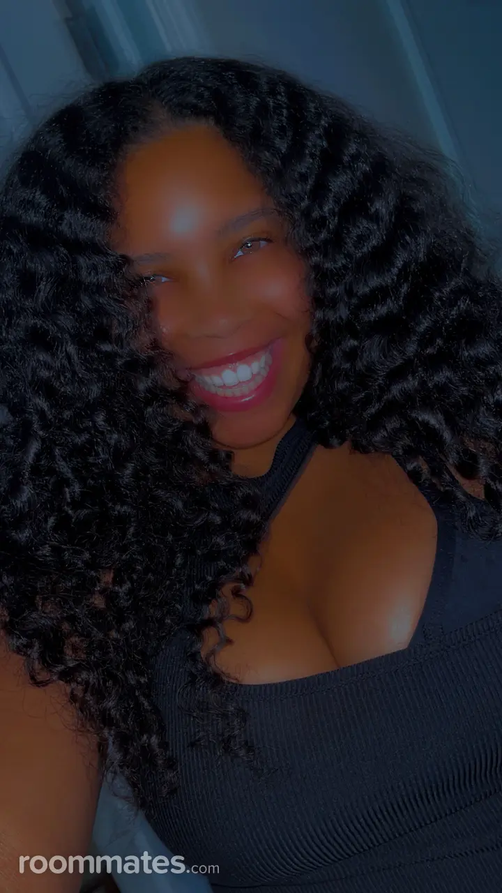 Profile photo 1 of 11