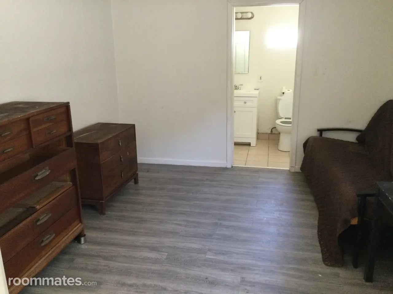 Profile photo 6 of 11