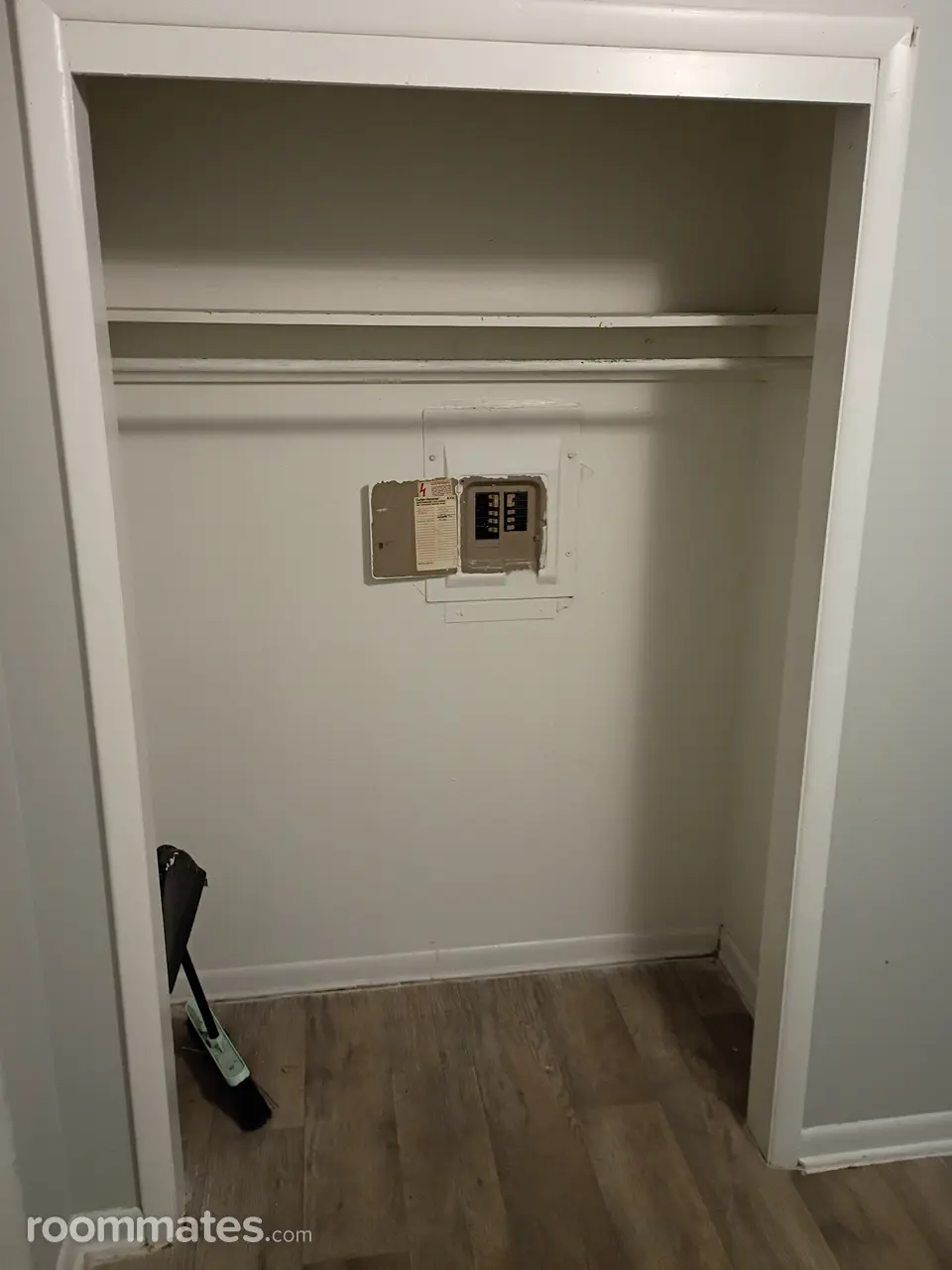 Profile photo 1 of 4