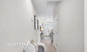 Room for rent in Philadelphia, PA $900, house