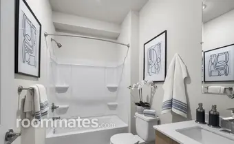 Room for rent in Philadelphia, PA $900, house