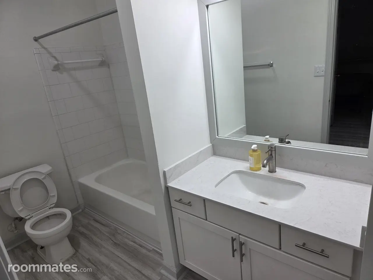 Profile photo 6 of 11