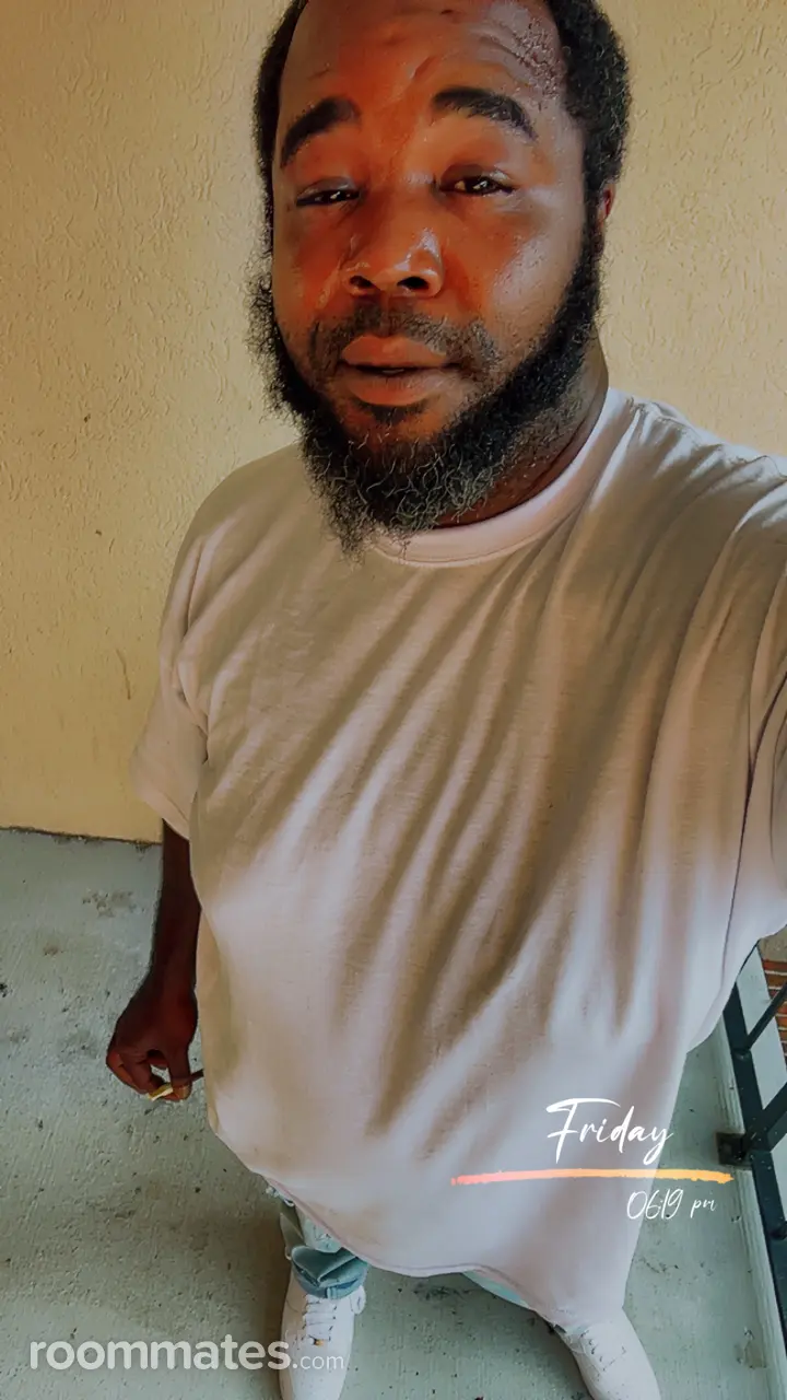 Profile photo 9 of 11