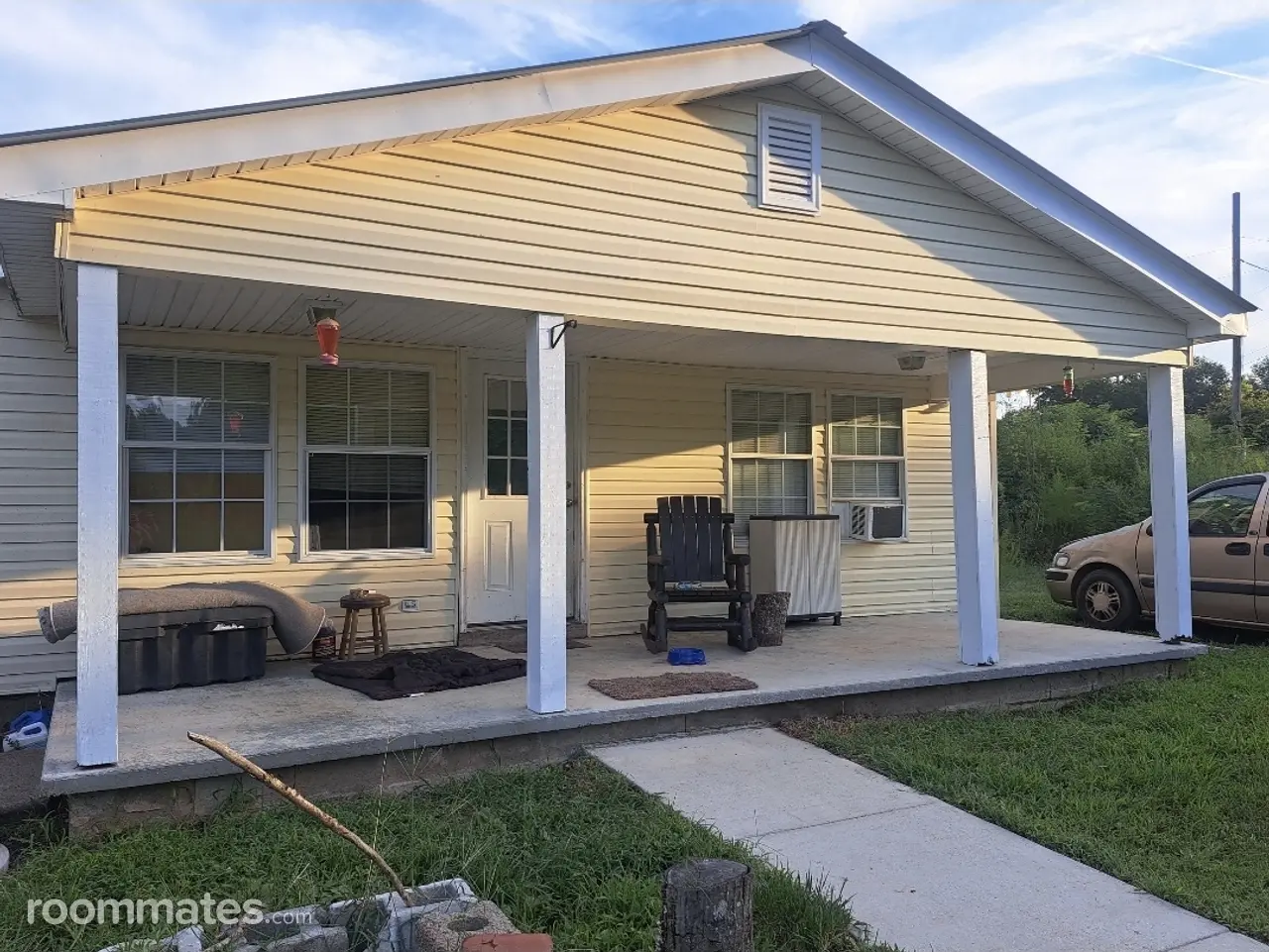 Profile photo 1 of 2