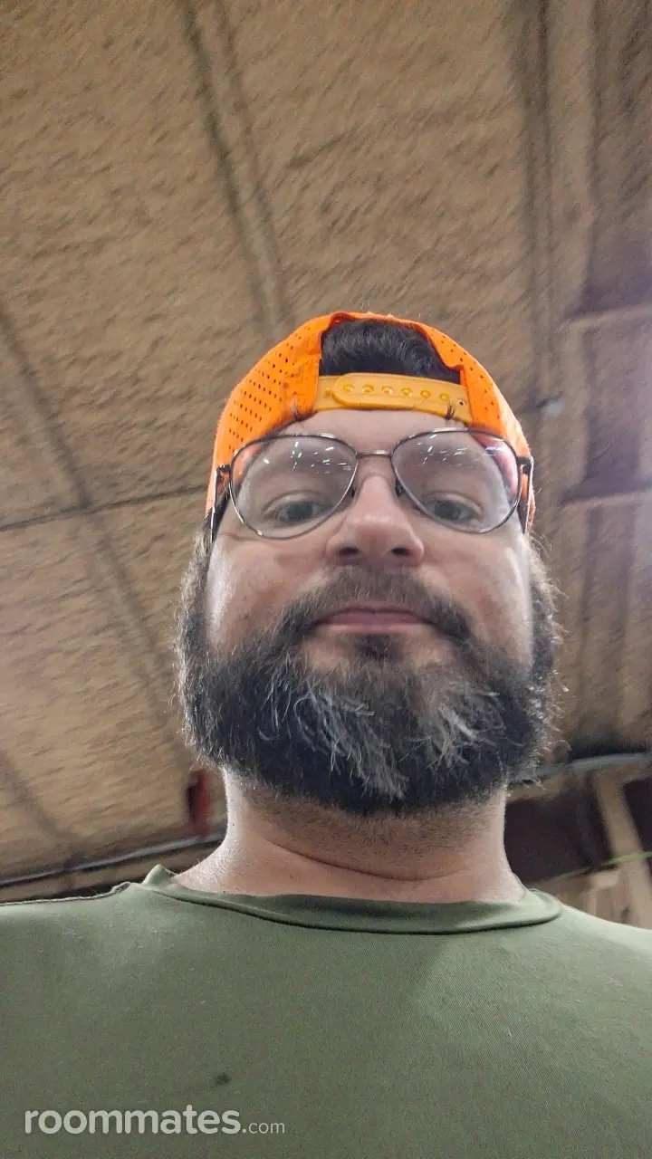 Profile photo 9 of 10