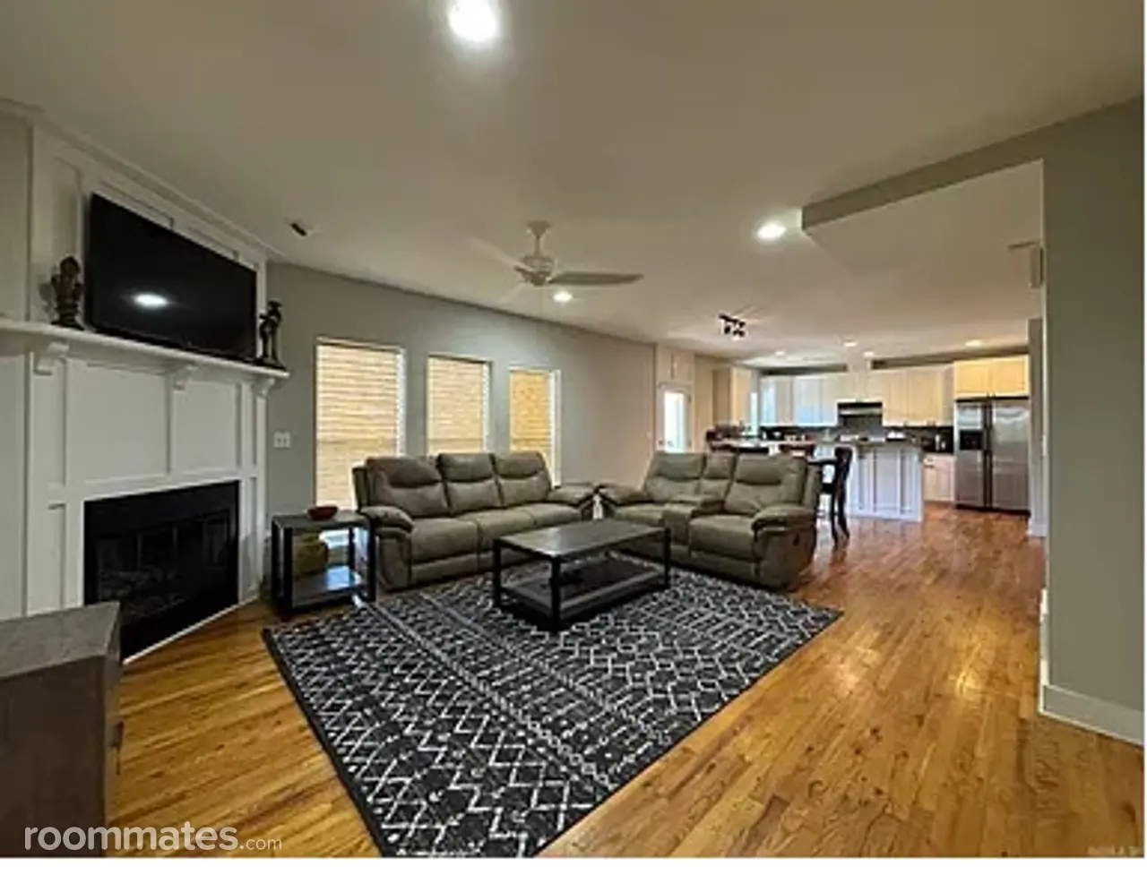 Profile photo 2 of 7