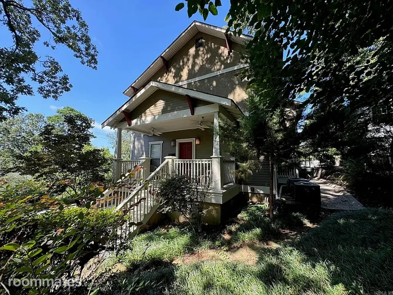 Profile photo 1 of 7