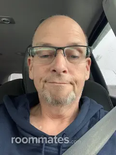 Roommate looking Warwick, RI, $700