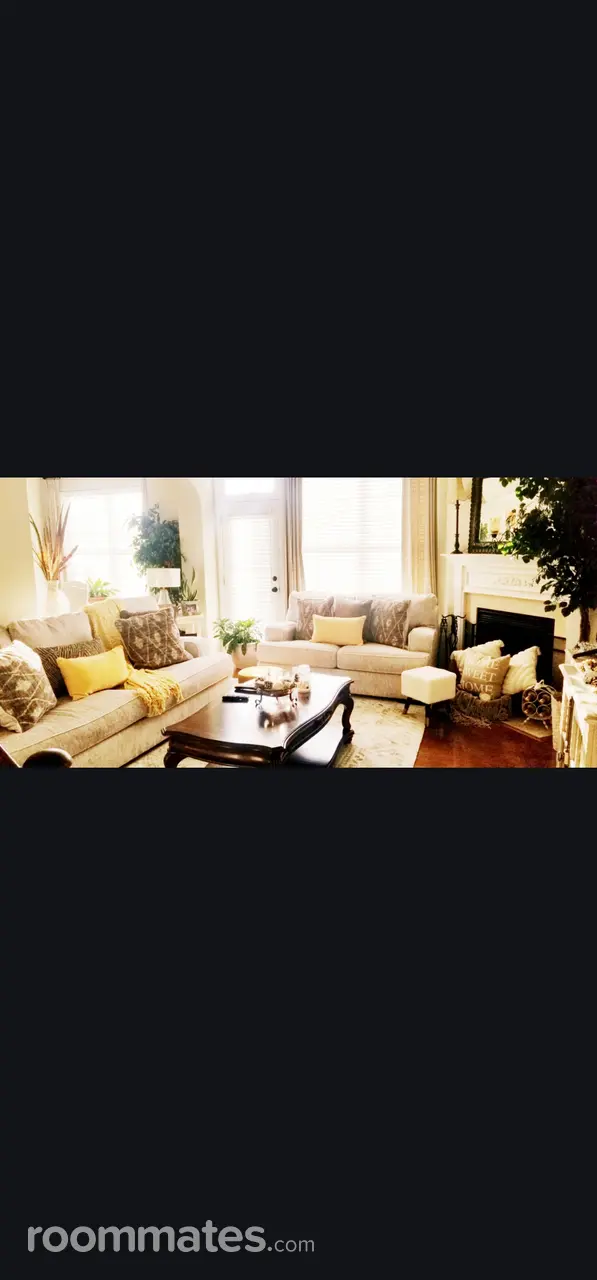 Profile photo 3 of 4