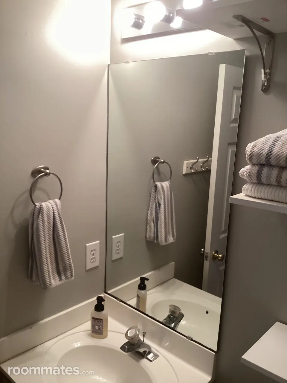 Profile photo 5 of 7