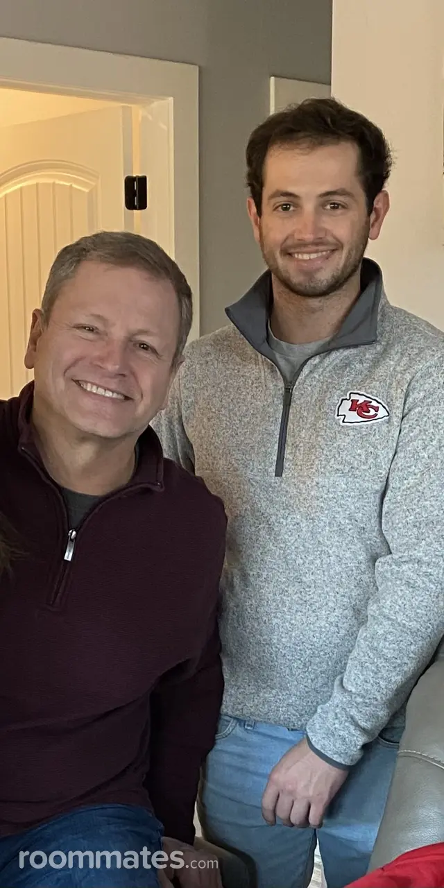 Profile photo 16 of 18