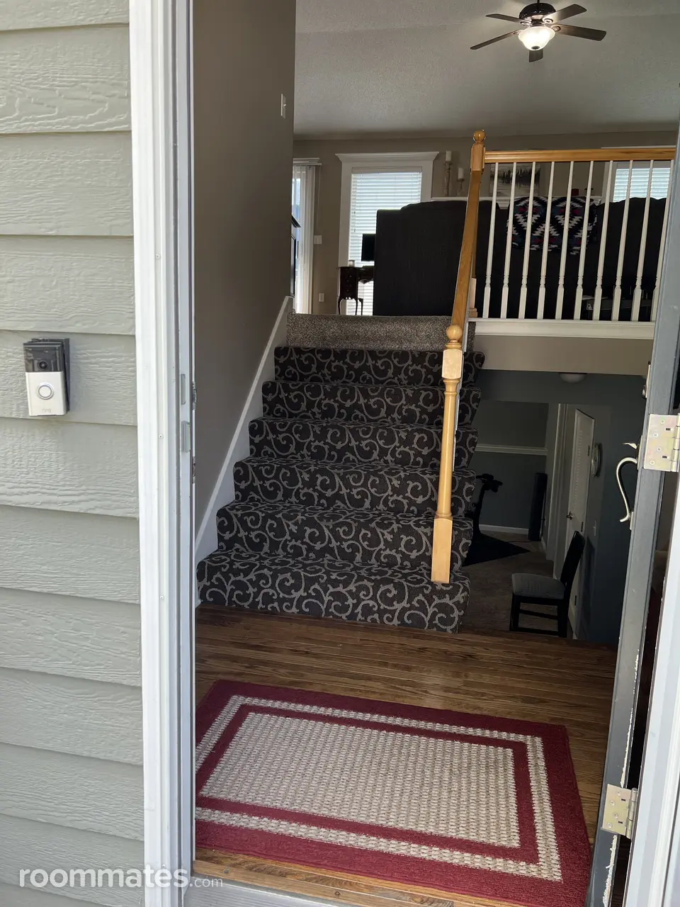 Profile photo 3 of 18