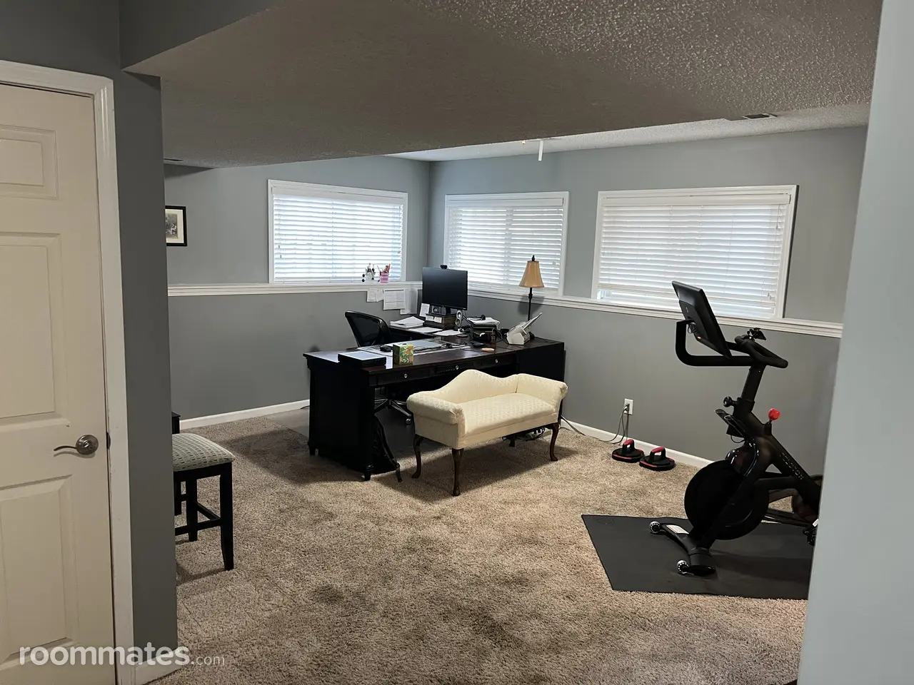 Profile photo 10 of 18