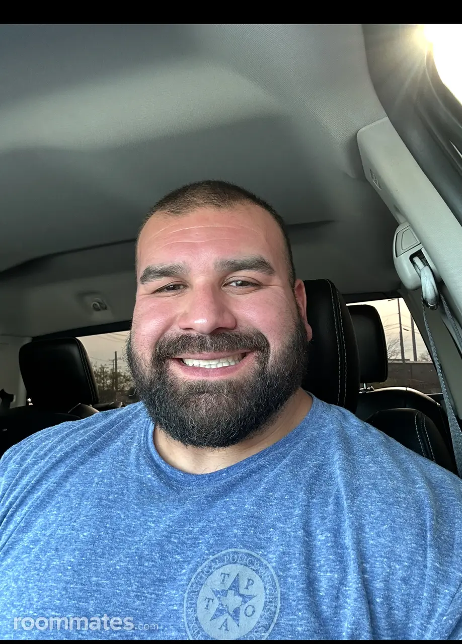 Profile photo 6 of 10